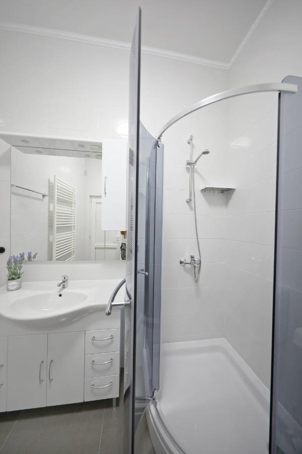 Apartmani Rudi Vir Zewnętrze zdjęcie